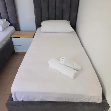 Casa *